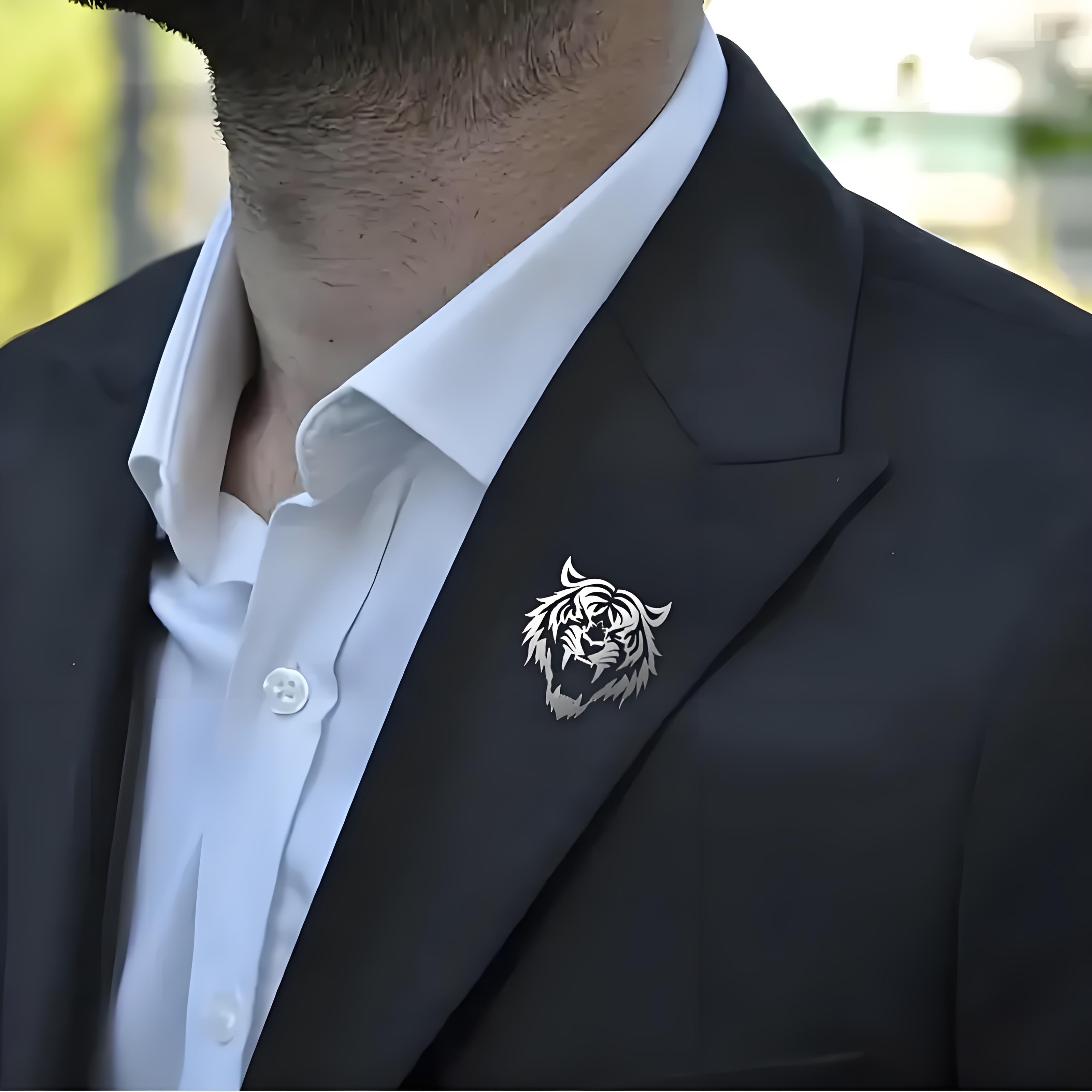 Alfinete de lapela de cabeça d - Tuxedo Lapel Pin avaliação e preço