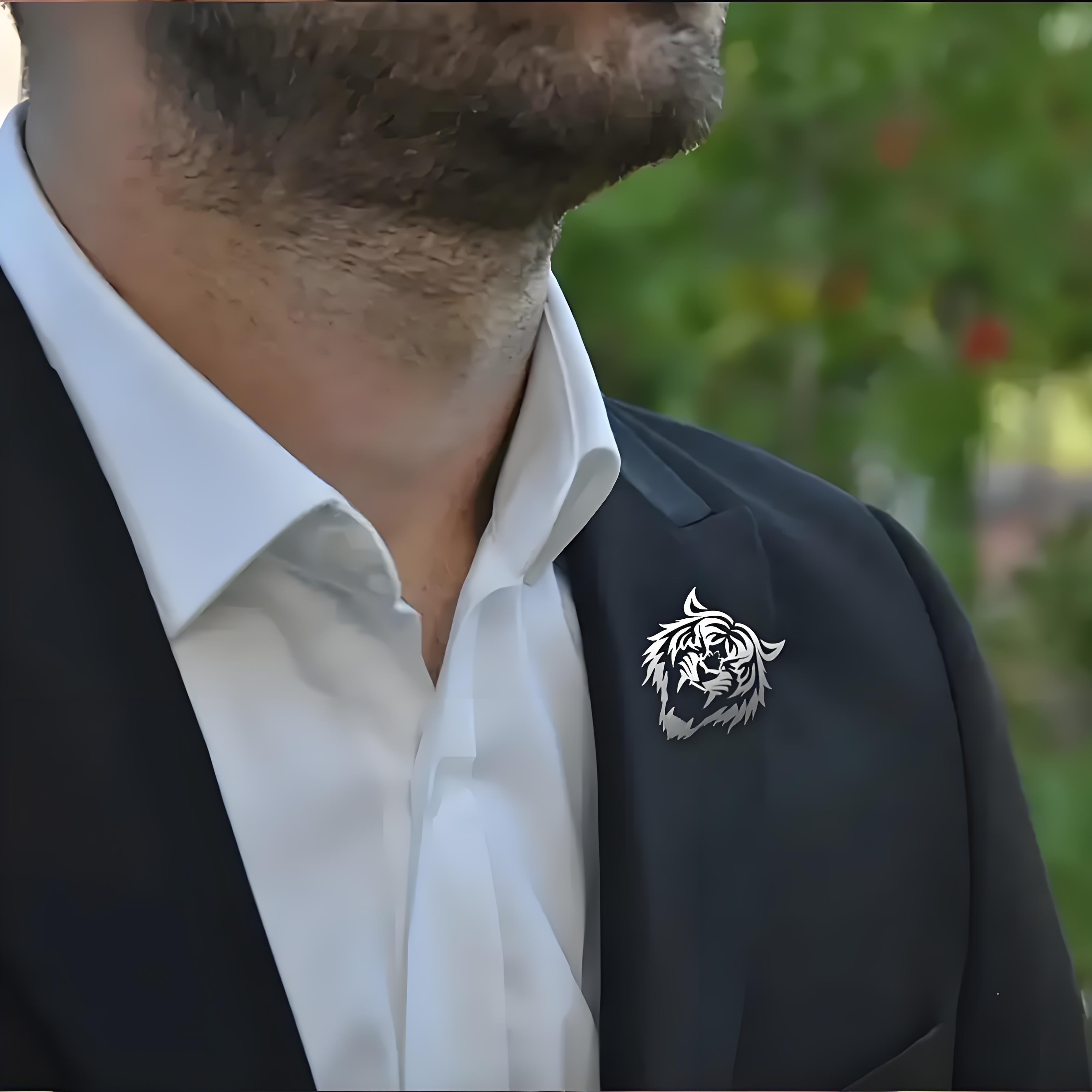 Alfinete de lapela de cabeça d - Tuxedo Lapel Pin avaliação e preço